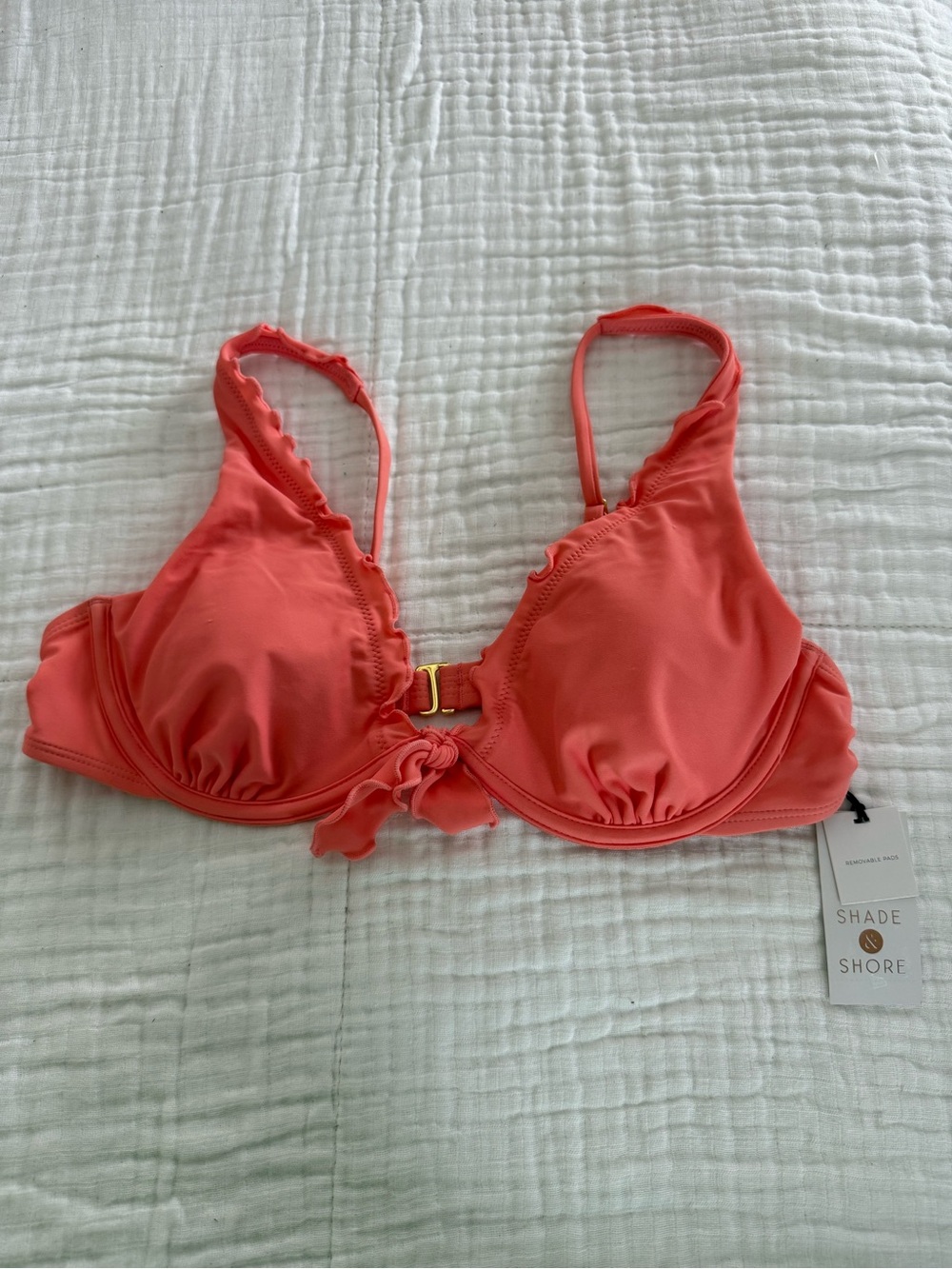 NWT Shade & Shore Wired Bikini Top Size 36 B